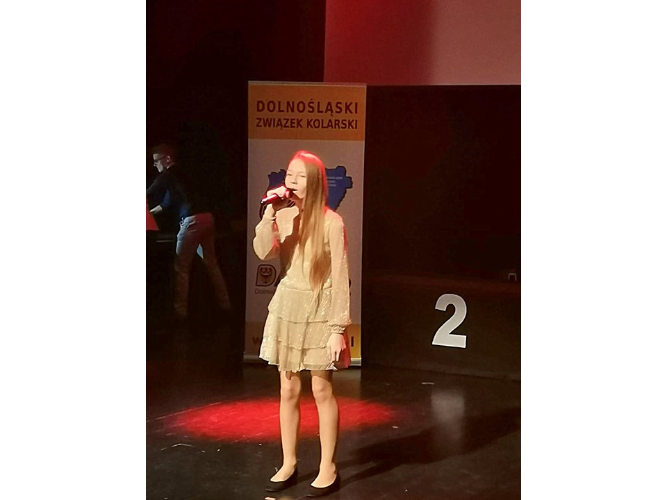 Laura podczas występu